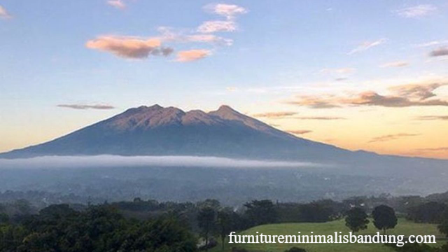 5 Gunung Di Jawa Barat Yang Menjadi Favorit Pendaki